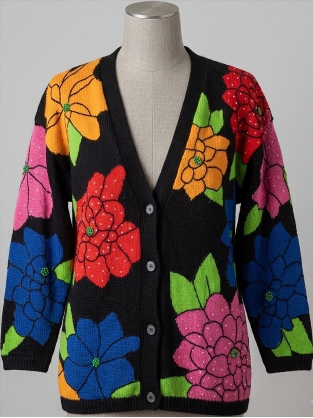 Vintage Chaus Petites Colorful
Beaded Floral Intarsia
Cardigan Sweater Small